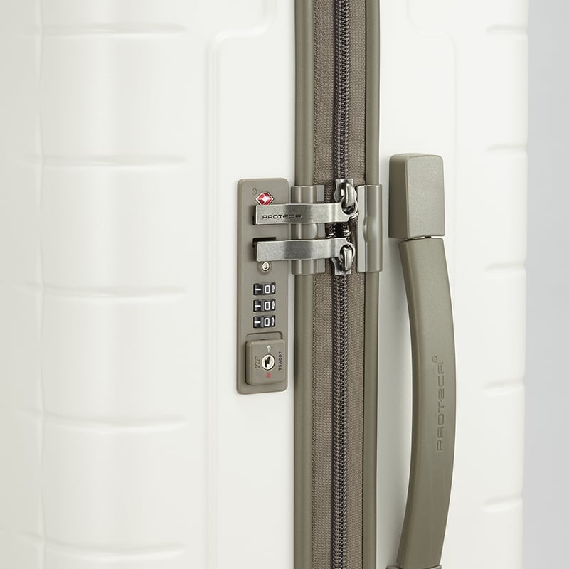 Proteca 360T / suitcase 36L | nendo house