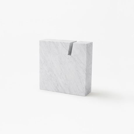 gap / side table L white (build to order)