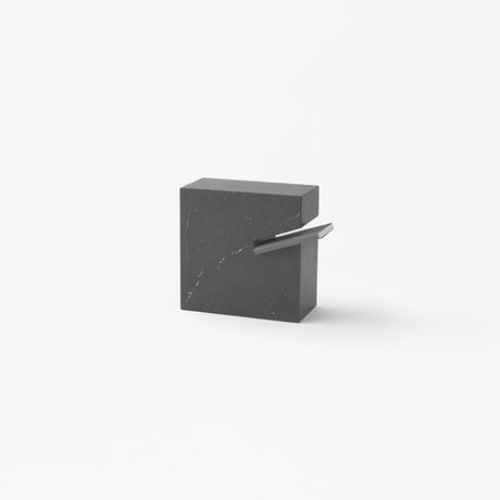 gap / side table S black (build to order)