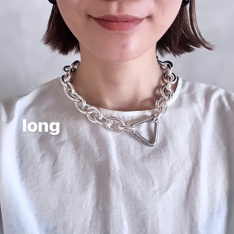 triangle point necklace