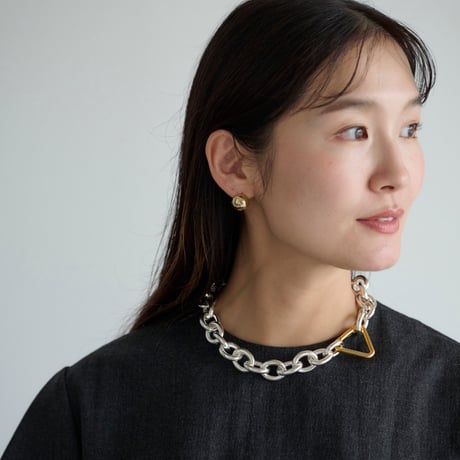 triangle point necklace