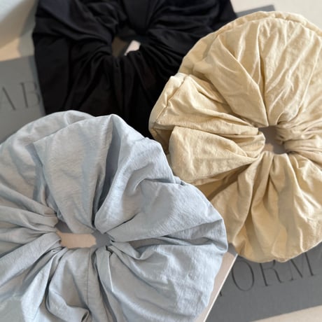 matte color big chouchou