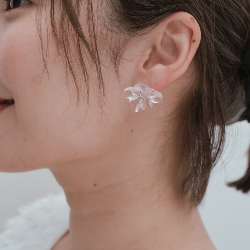 clear flower pierce | DECOLLTE ACCESSORY