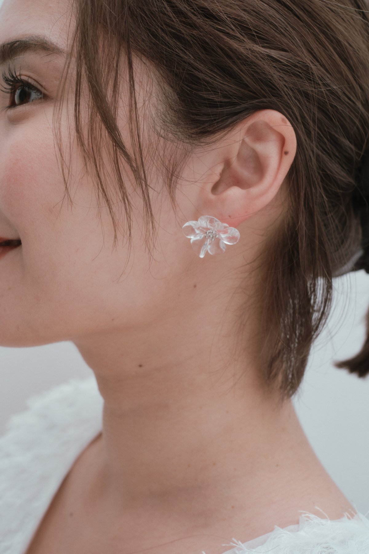 clear flower pierce | decollte_accessory