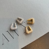 shiny triangle pierce