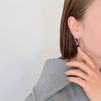 YURA bijou ribbon pierce