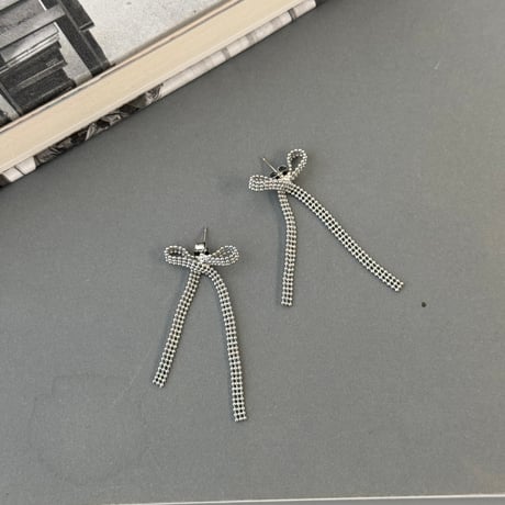 edge ribbon pierce