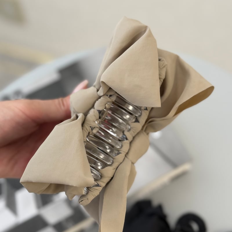 big crisp ribbon clip | DECOLLTE ACCESSORY