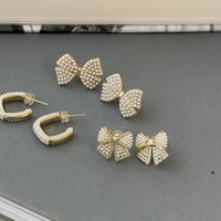 petit pearl ribbon pierce series