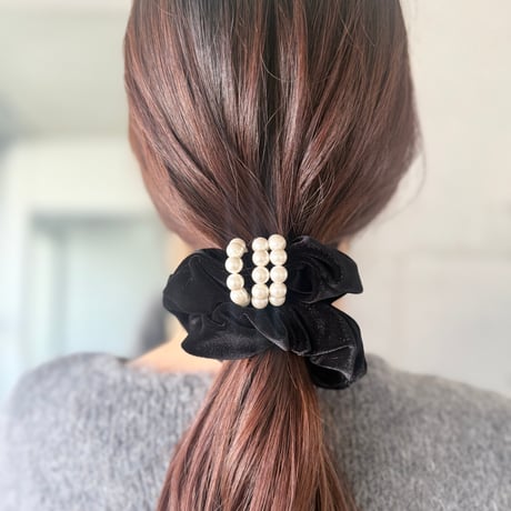 pearl ring velvet chouchou