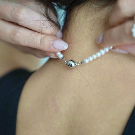 mini pearl necklace