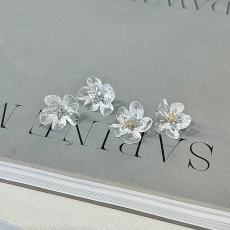 clear flower pierce