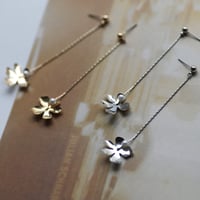 thin flower YURA pierce