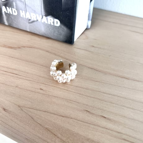 volume pearl ear cuff