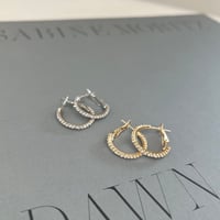 bijou line hoop pierce