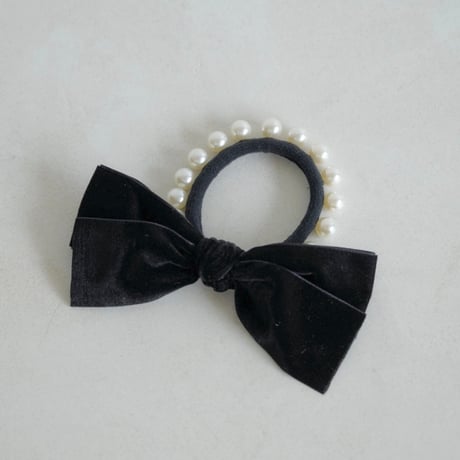velvet ribbon pearl hairtie