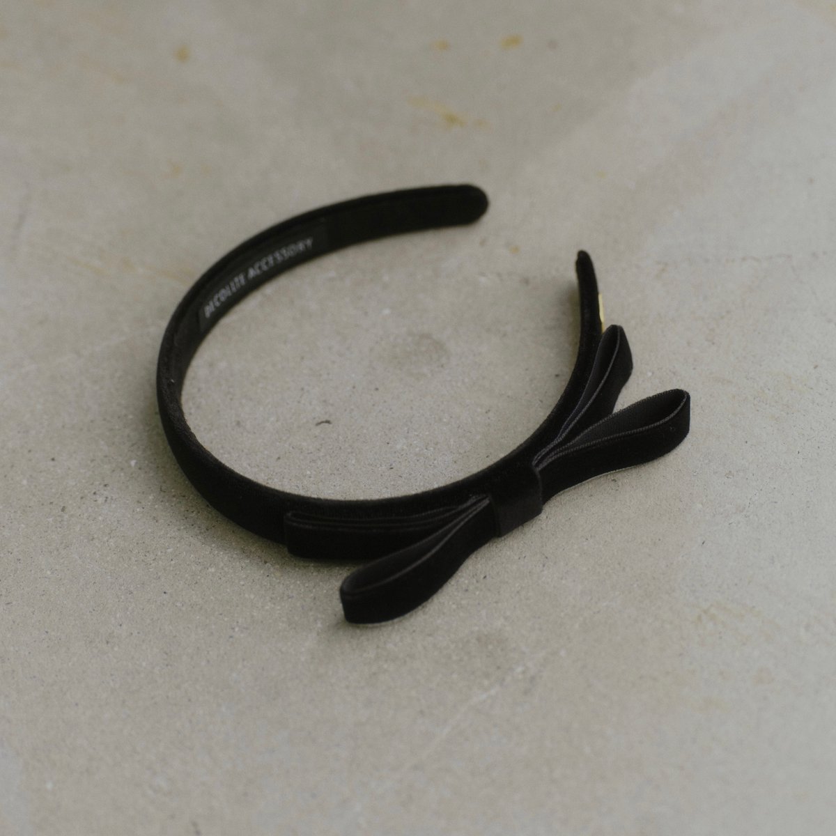 side velvet ribbon head band | DECOLLTE ACCESSORY