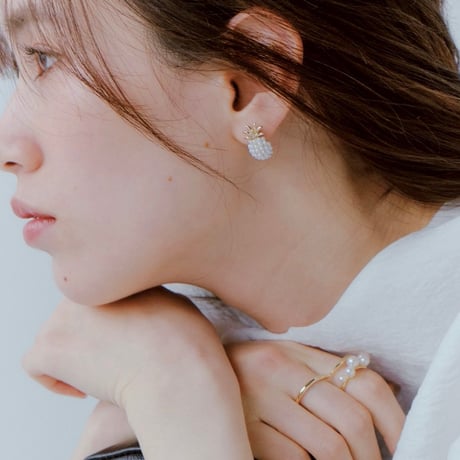 pearl pineapple pierce