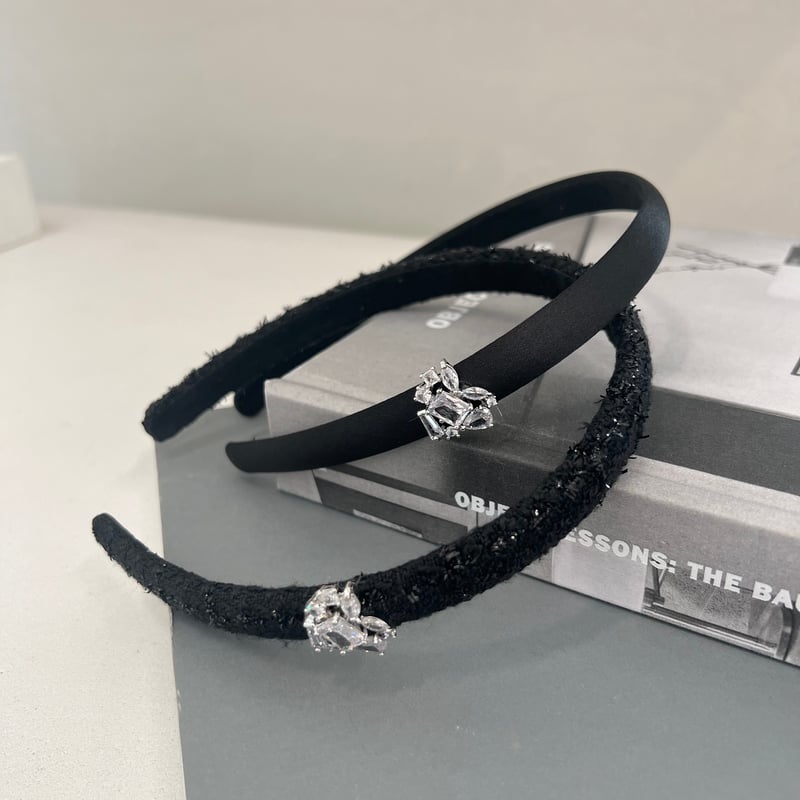 DECOLLTE ACCESSORY バッグ　黒S ヘアゴムとカチューシャ付き Jewel VOX カチューシャ 30代 40代 50代 ブラック 黒 コーム付き