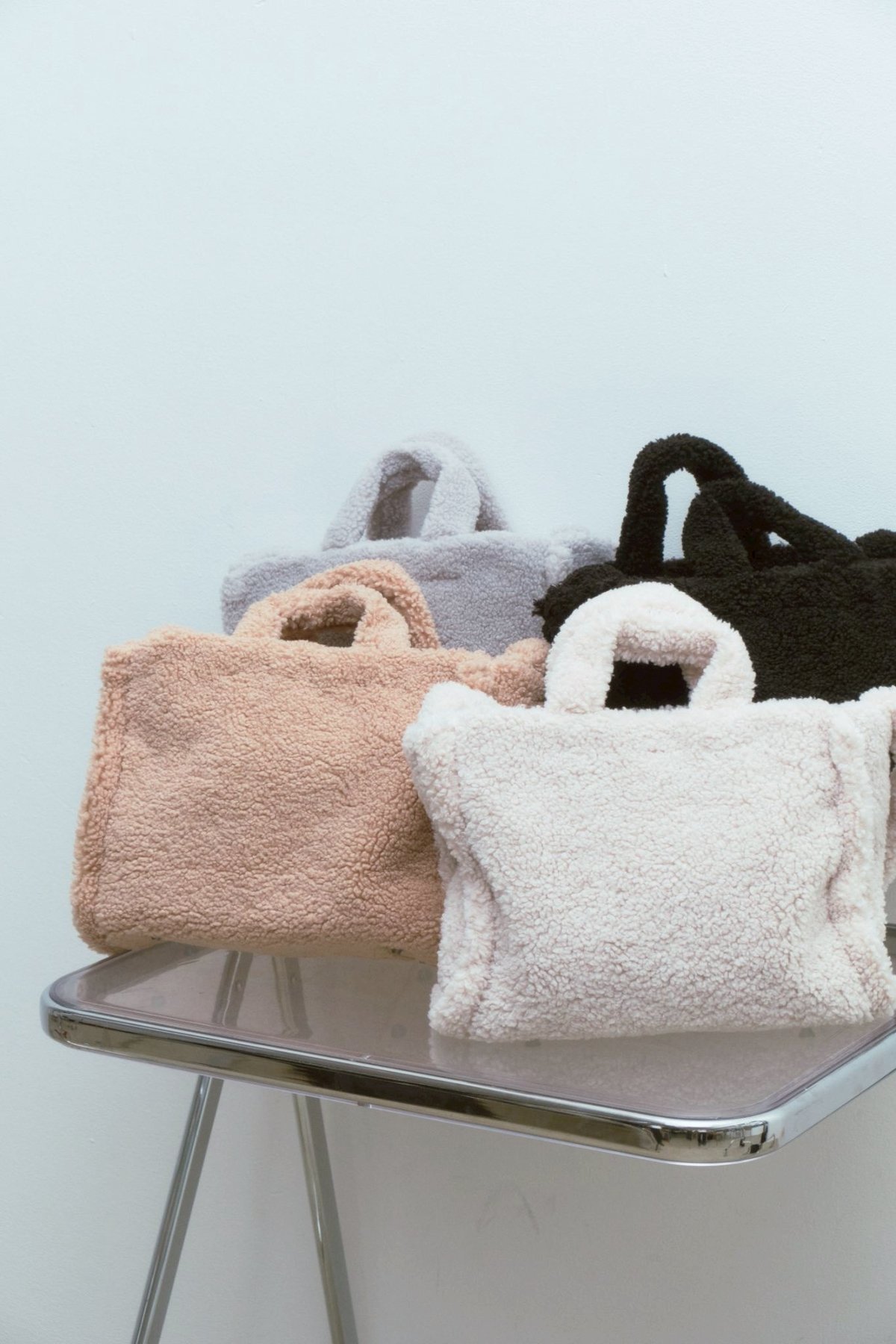 moco bag【M size】　decollte accessory moco bag【M size】 | decollte_accessory