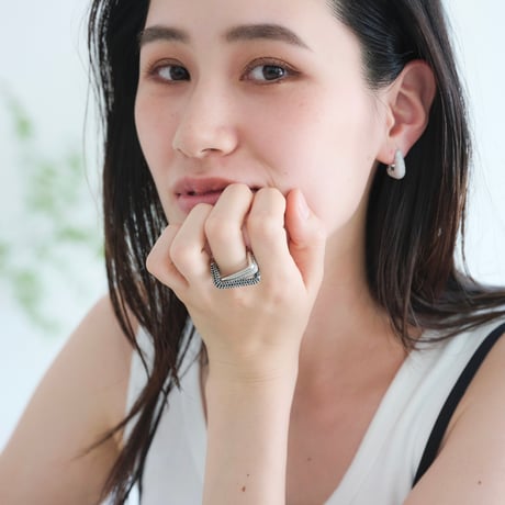 cross square RING