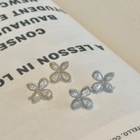 flower bijou pierce