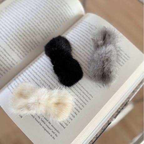 petit mink ribbon barrette