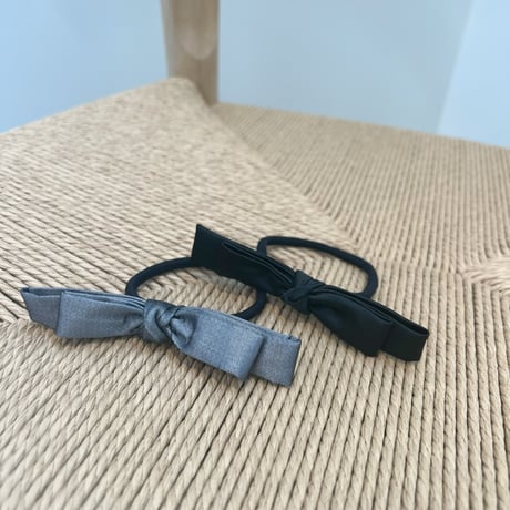 color ribbon tie