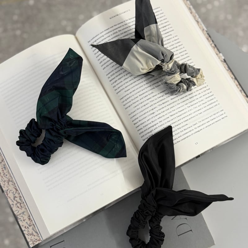 angle ribbon chouchou | decollte_accessory