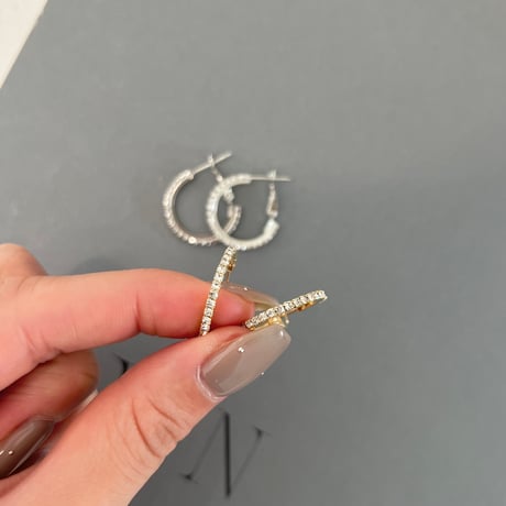 bijou line hoop pierce