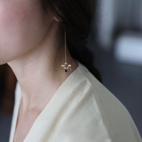 point flower pierce