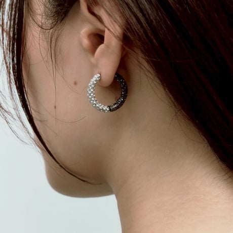 contrast bijou hoop pierce