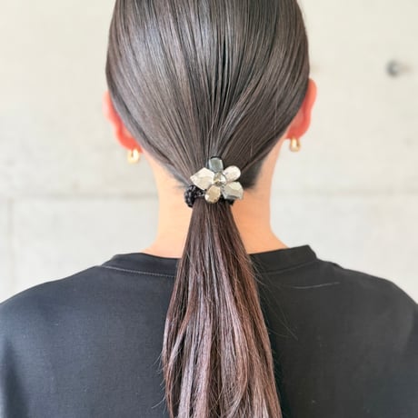 bijou motif hair tie