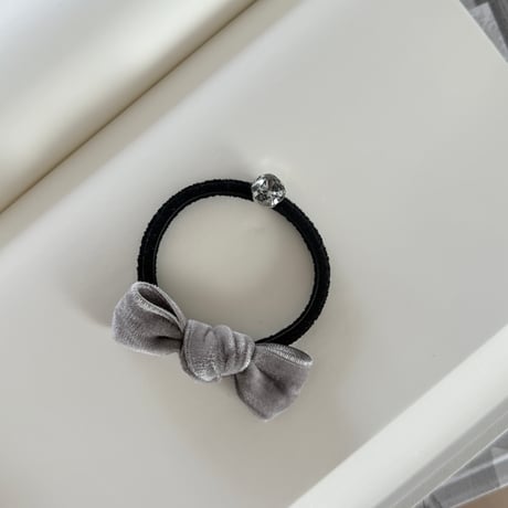 petit jewel ribbon tie