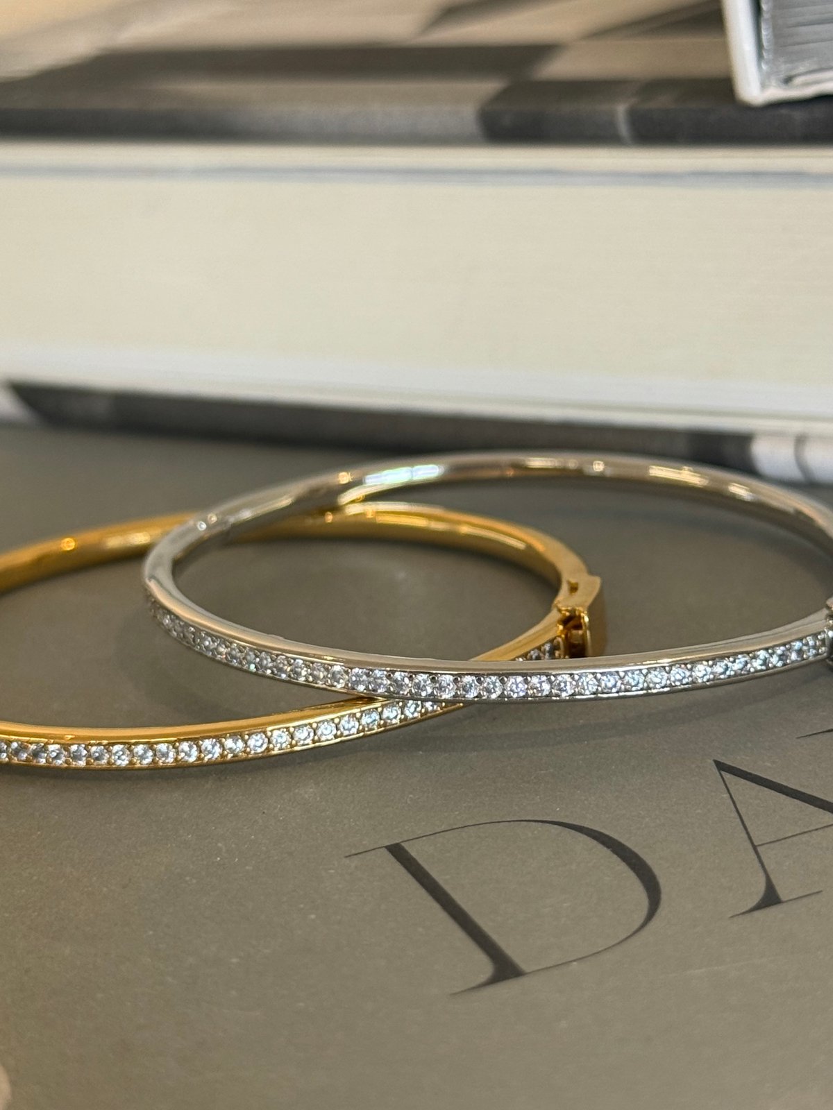 bijou line bangle