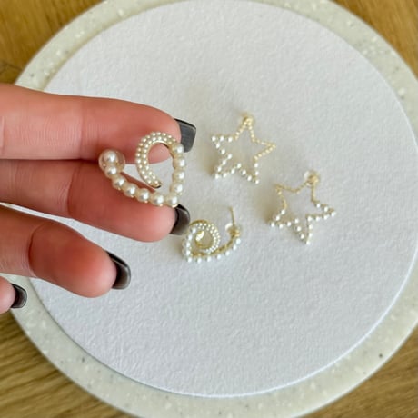 motif pearl pierce