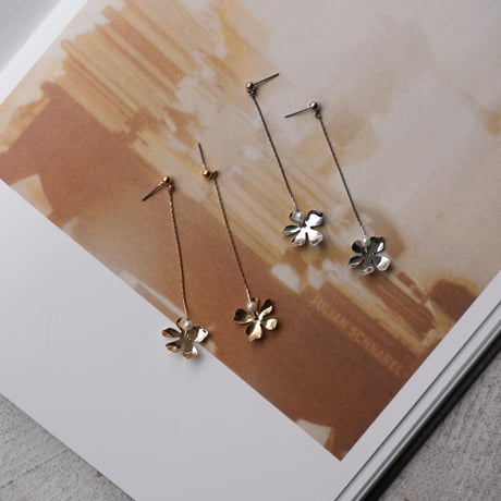 thin flower YURA pierce