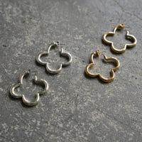 clover hoop pierce/earring