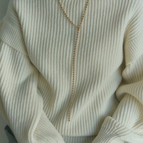 ball long necklace