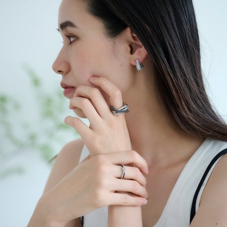 cross square RING
