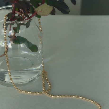 ball long necklace