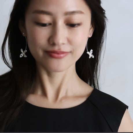 slim flower pierce