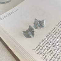 volume ribbon pierce