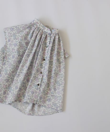 square blouse