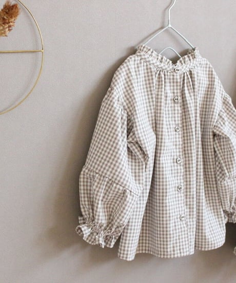 120/ gingham check tiered blouse