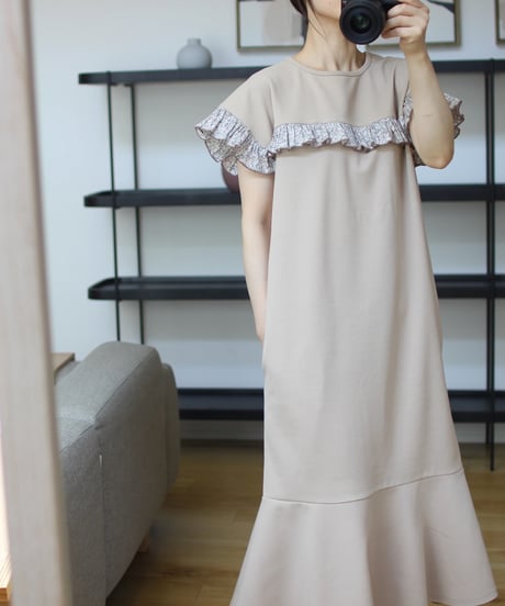 square french one-piece