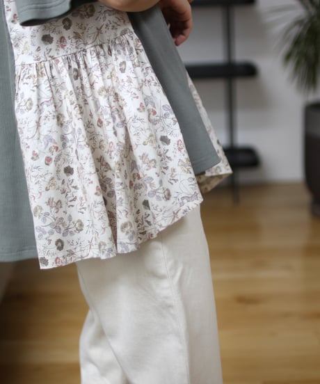 luxe tops/ガーデン