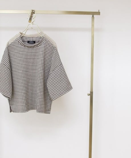 mock neck cut and sew
