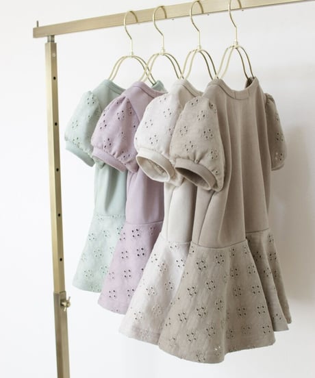 peplum puff sleeve cut&sew