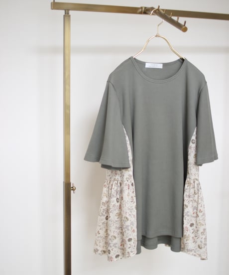 luxe tops/ガーデン